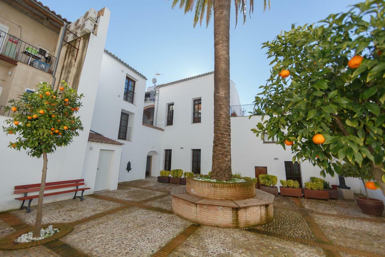 Palacio Caceres Munoz Chaves Exterior photo